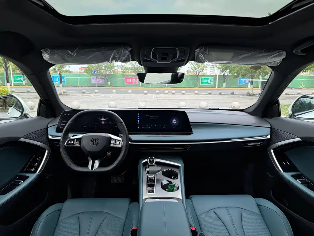 MG7 1.5 T 300 DCT Luxury