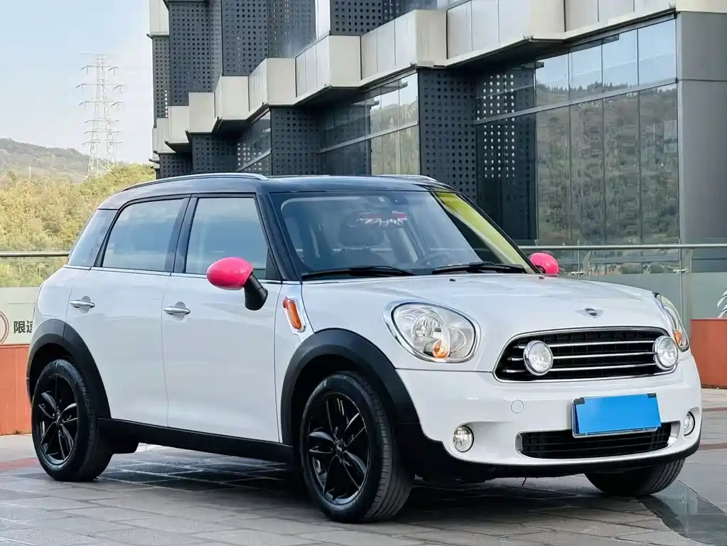 MINI COUNTRYMAN 1.6 L COOPER Fun
