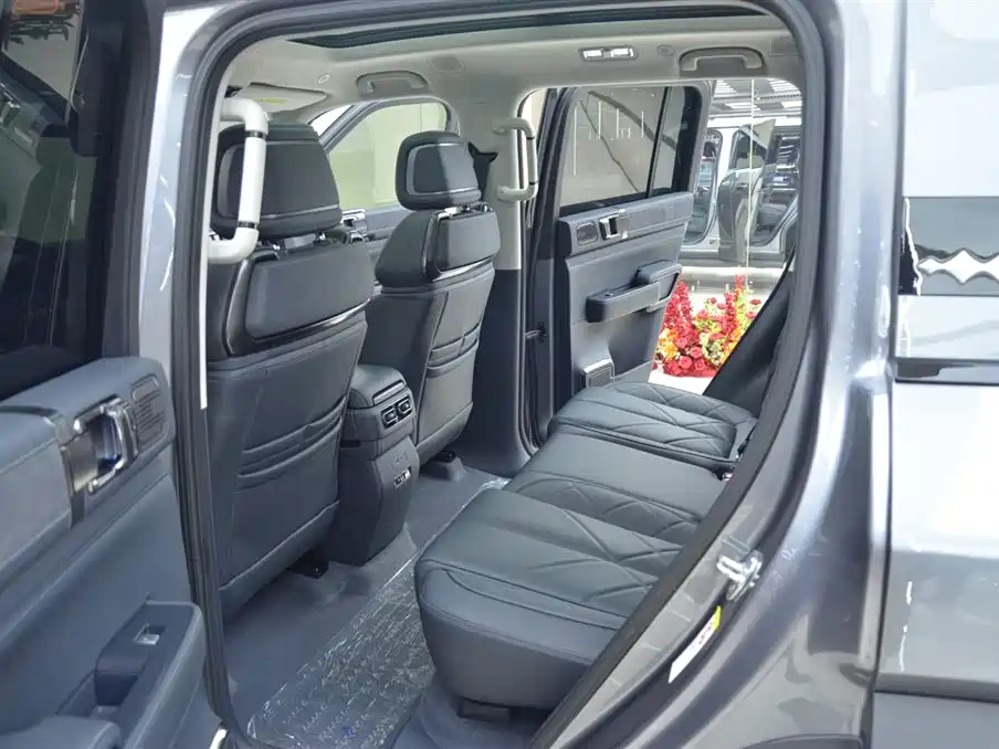 Leopard 5 Navigator