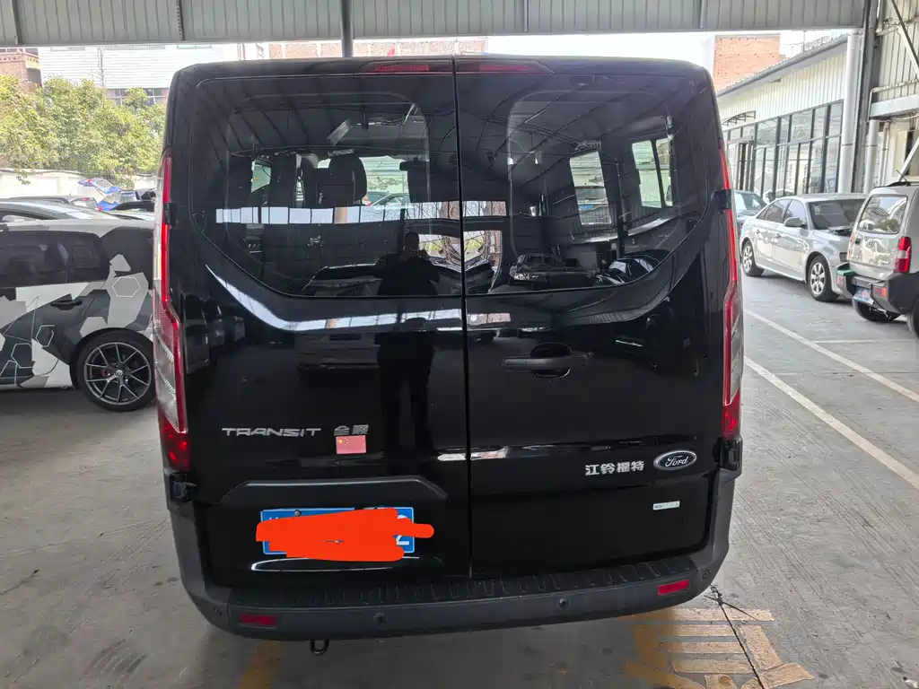 Transit 2.0 T Gasoline Auto Multi-purpose Commercial SWB Low Roof 6-seat CN-VI