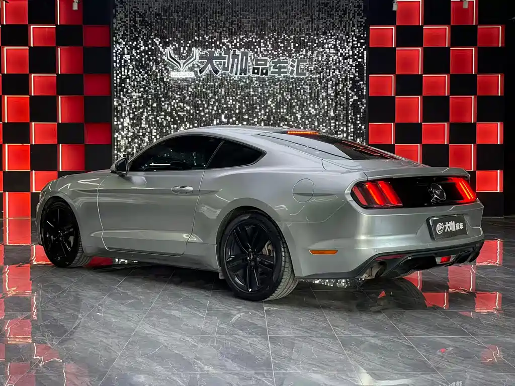 Mustang 2.3 T Performance