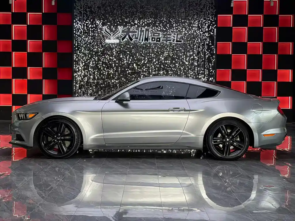 Mustang 2.3 T Performance