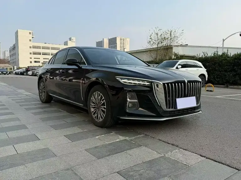 Hongqi H5 1.5 T DCT Connected Flagship Charm
