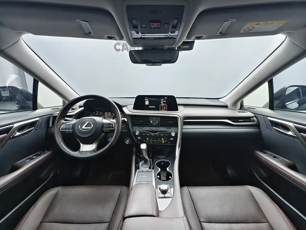 Lexus RX Facelift 300 2 WD Comfort