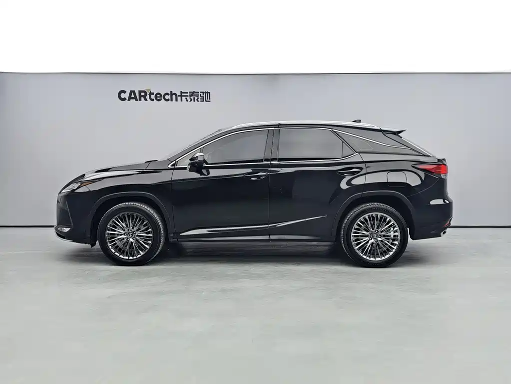 Lexus RX Facelift 300 2 WD Comfort