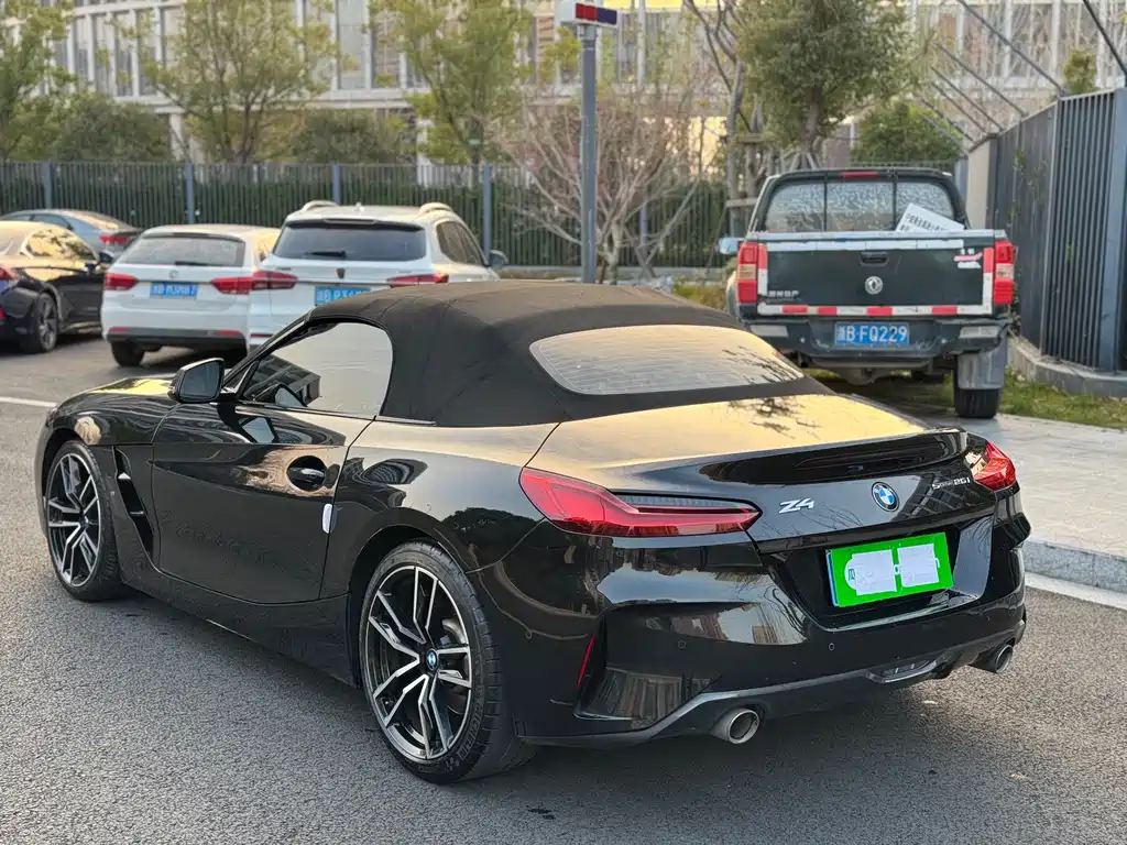 BMW Z4 sDrive 25 i M Sport Package