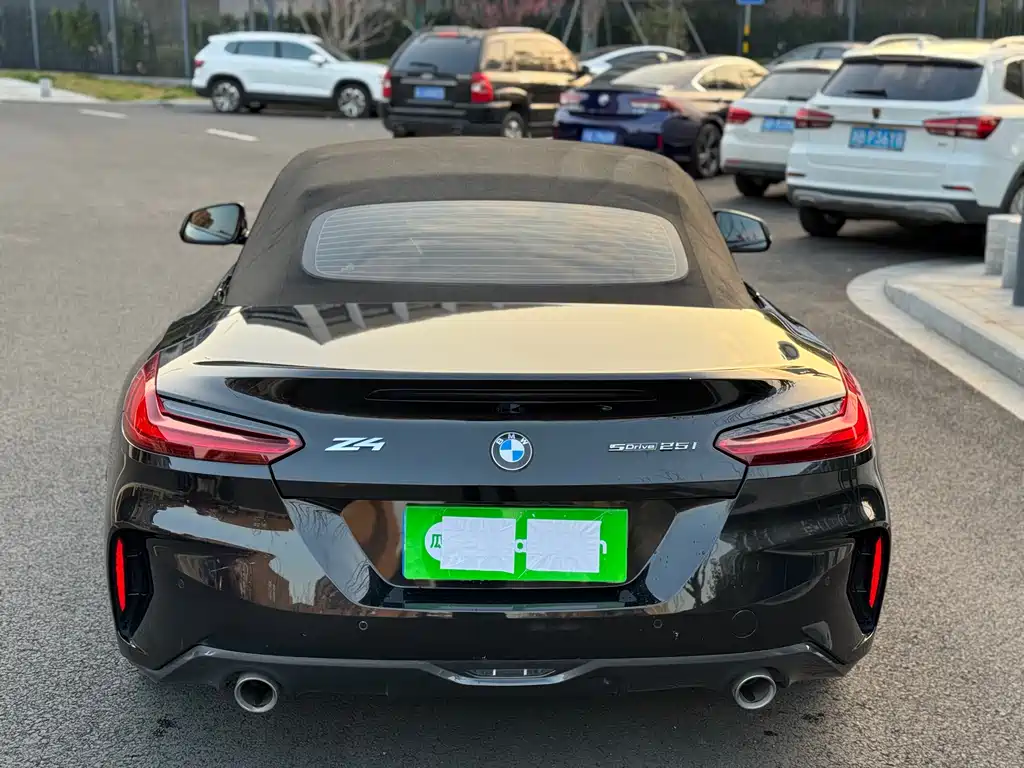 BMW Z4 sDrive 25 i M Sport Package