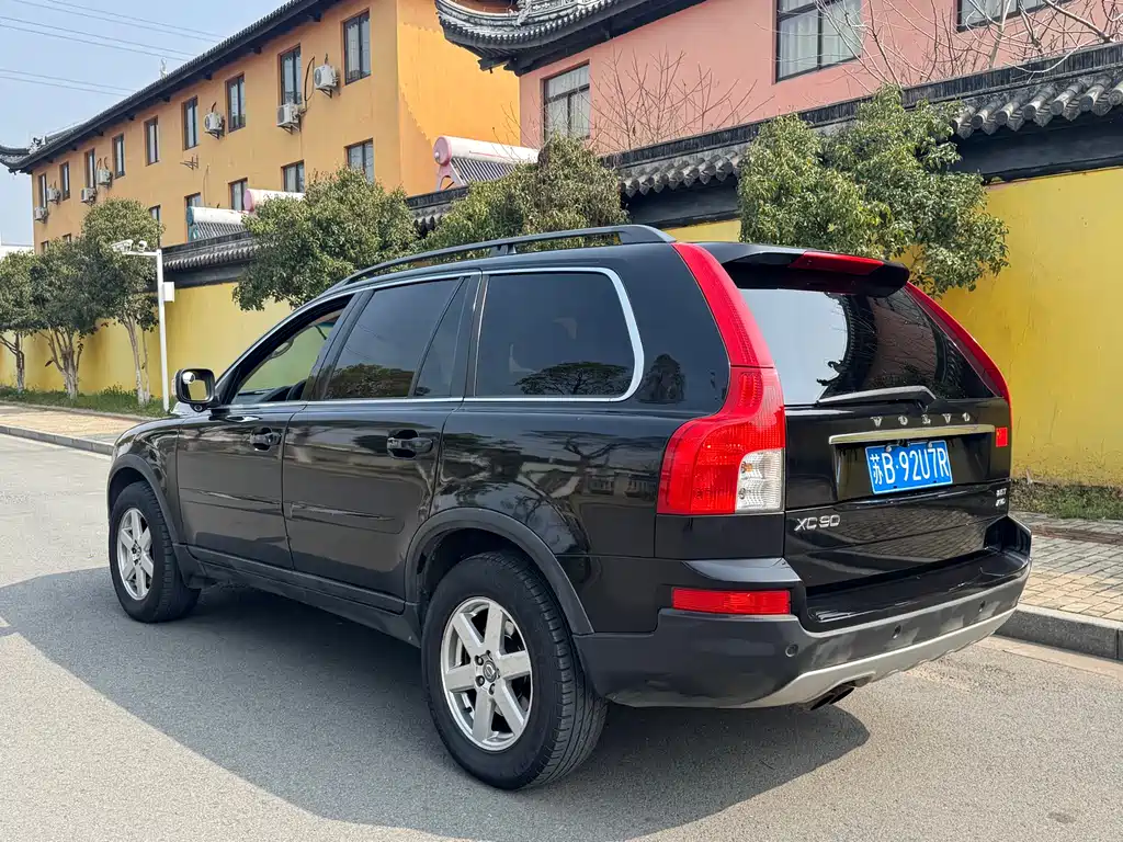Volvo XC90 沃尔沃XC90 2010款 2.5 T AWD