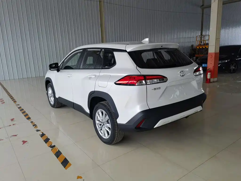Corolla Cross 2.0 L Pioneer