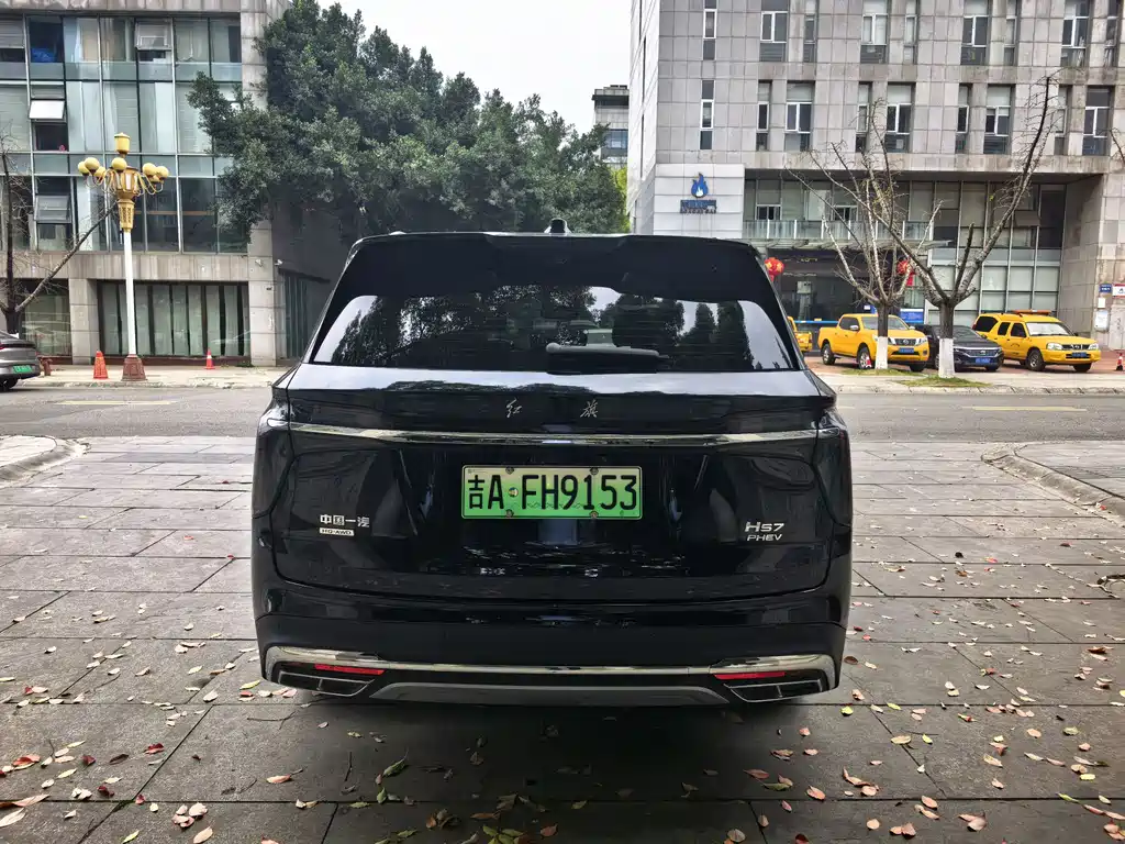 Hongqi HS7 PHEV 2.0 T PHEV 4 WD Flagship Smooth 7-seat