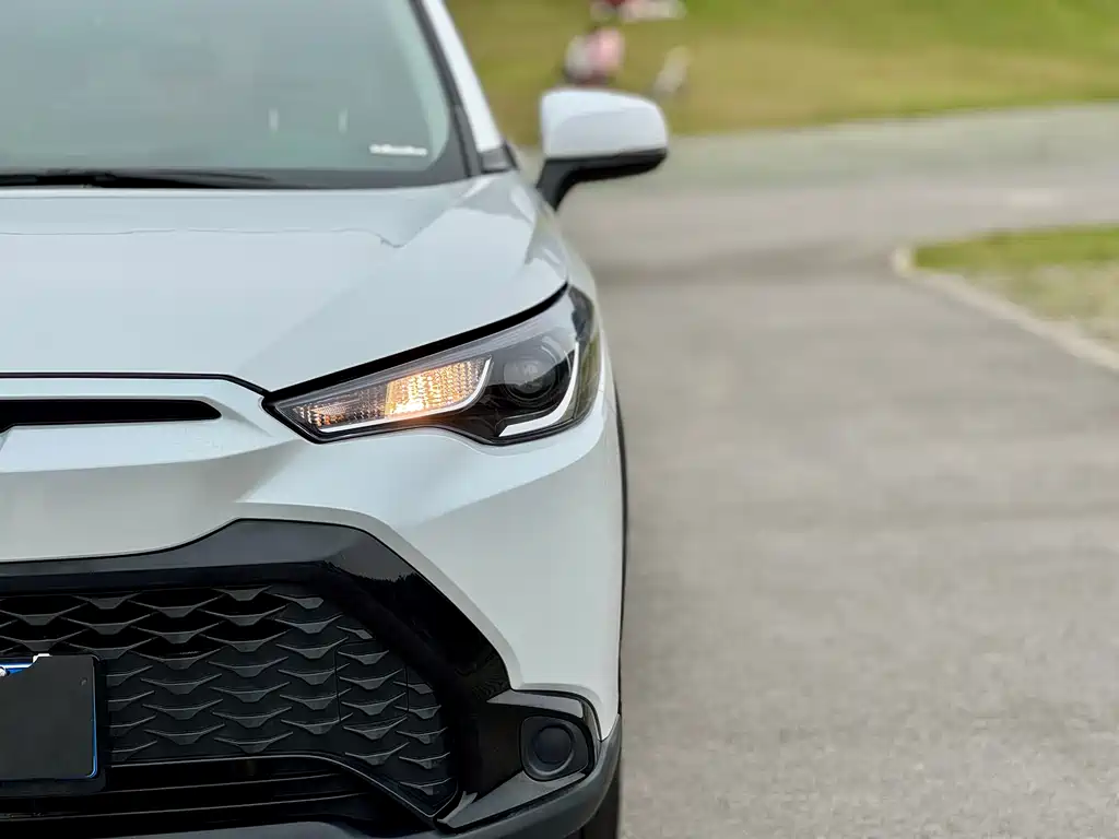 Frontlander 2.0 L CVT Elite plus