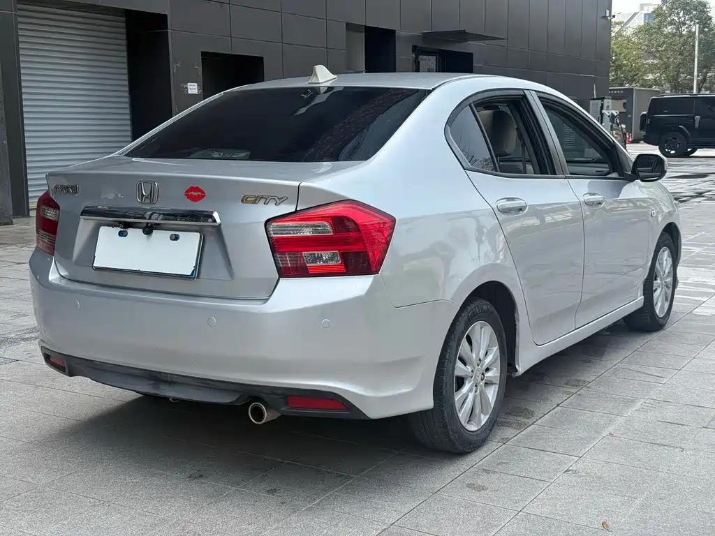 City Classic 1.5 L Auto Elite