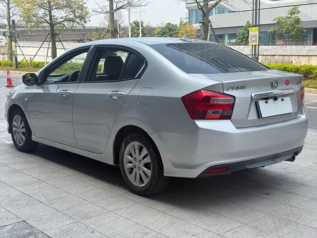 City Classic 1.5 L Auto Elite