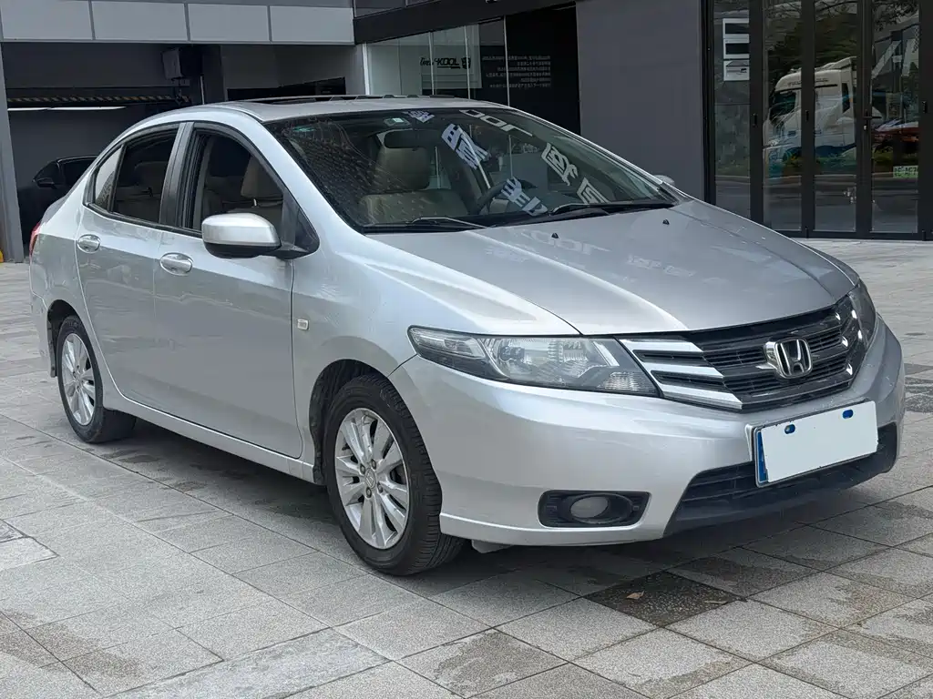 City Classic 1.5 L Auto Elite