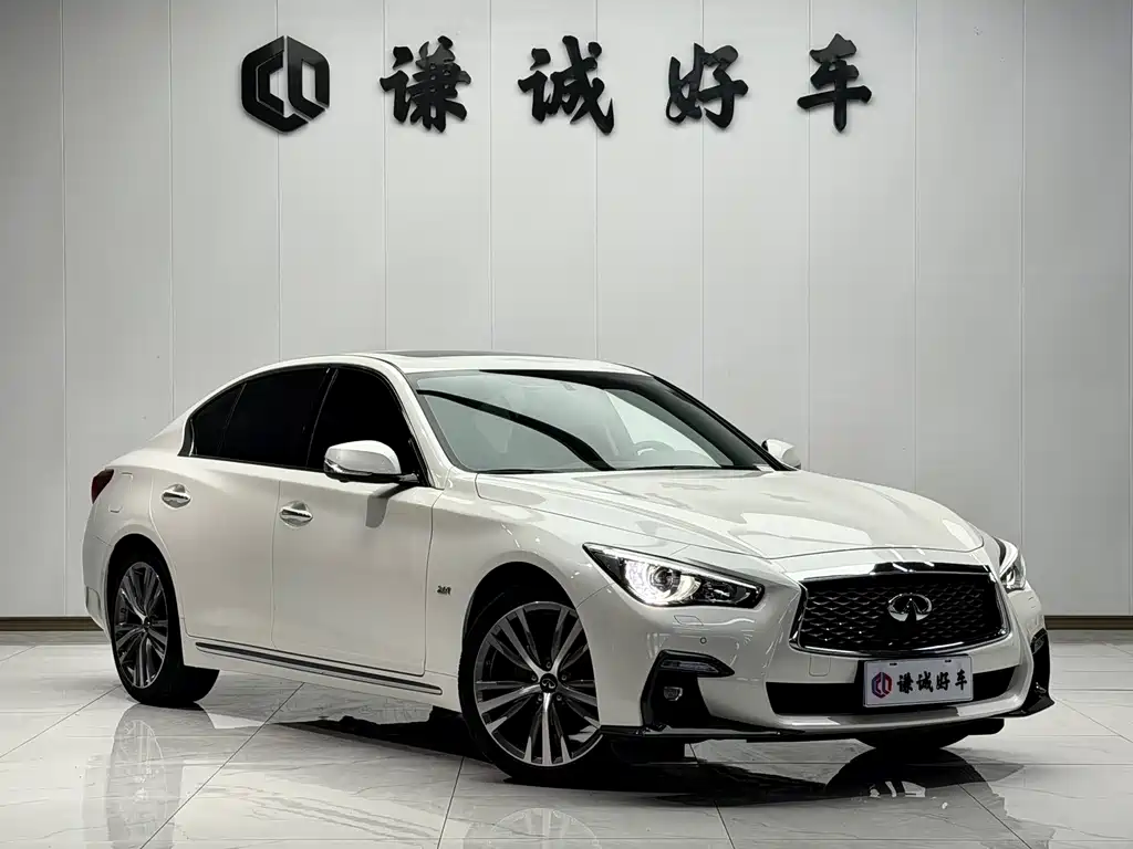 Infiniti Q50 L 2.0 T Progressive Enjoyment Sport