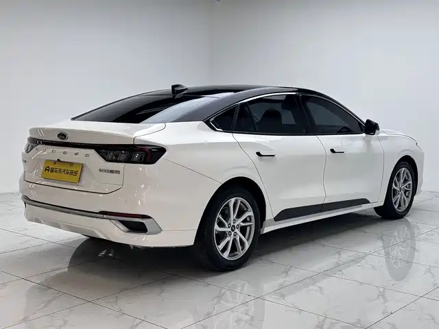 Mondeo Facelift EcoBoost 245 Luxury