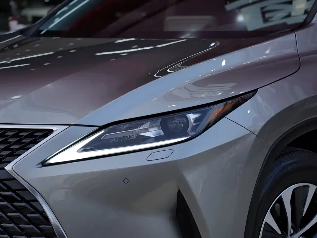 Lexus RX Facelift 300 2 WD Comfort