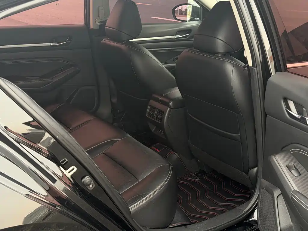 Teana Facelift 2.0 L XL Comfort