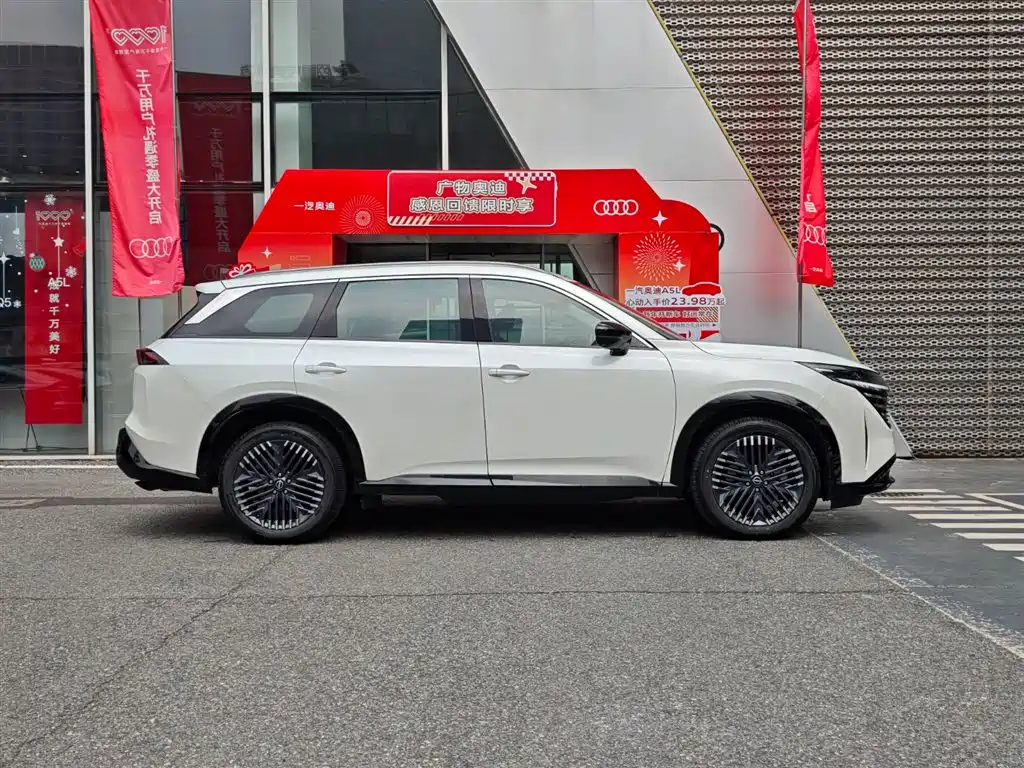 Tanlu 380 VC-TURBO 4 WD Smart Supreme 6-seat