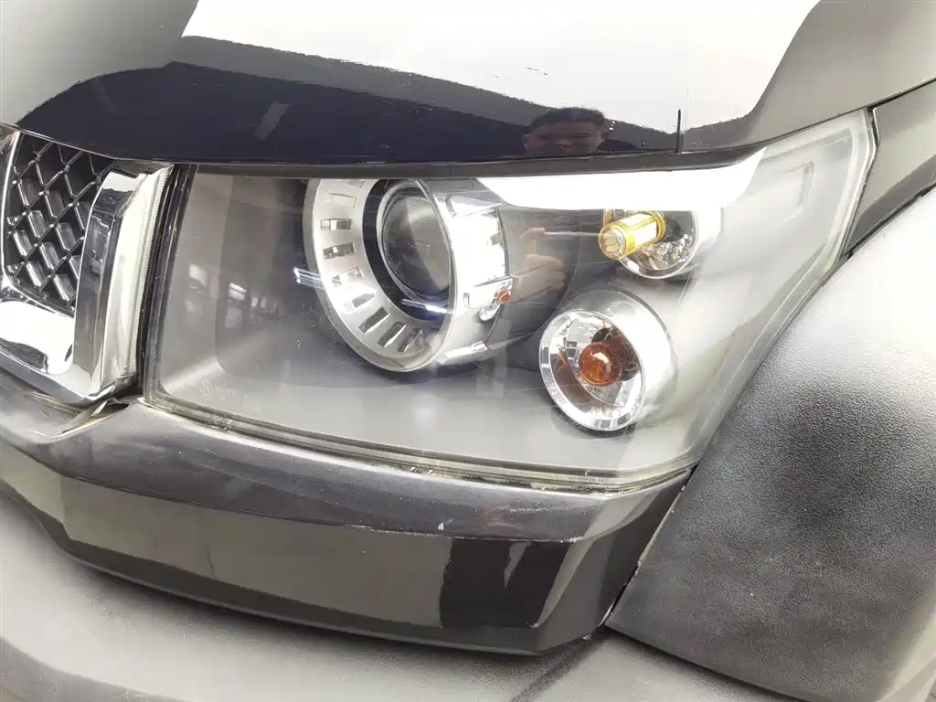 BAIC BJ40 40 L 2.0 T Manual 4 WD Distinguished