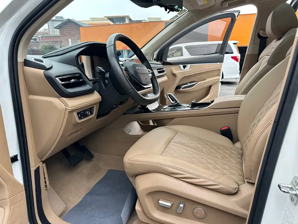 Wuling Victory 2.0 L DHT Luxury Enjoyment