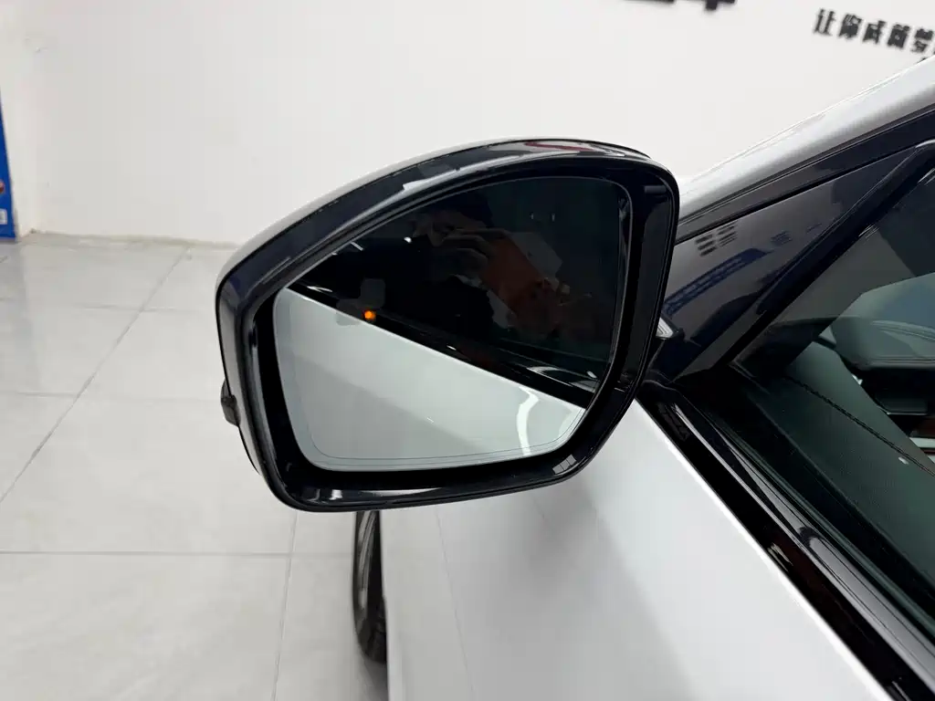 Jaguar F-PACE P250 R-Dynamic SE