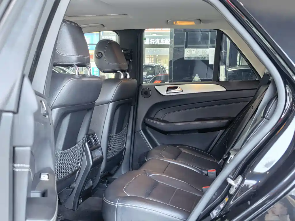 Mercedes-Benz M-Class ML 320 4 MATIC