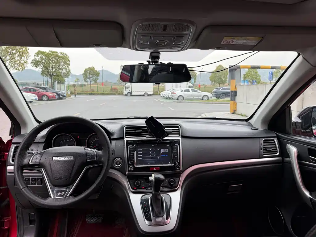 Haval H6 Sport 1.5 T Auto 2 WD Distinguished CN-V