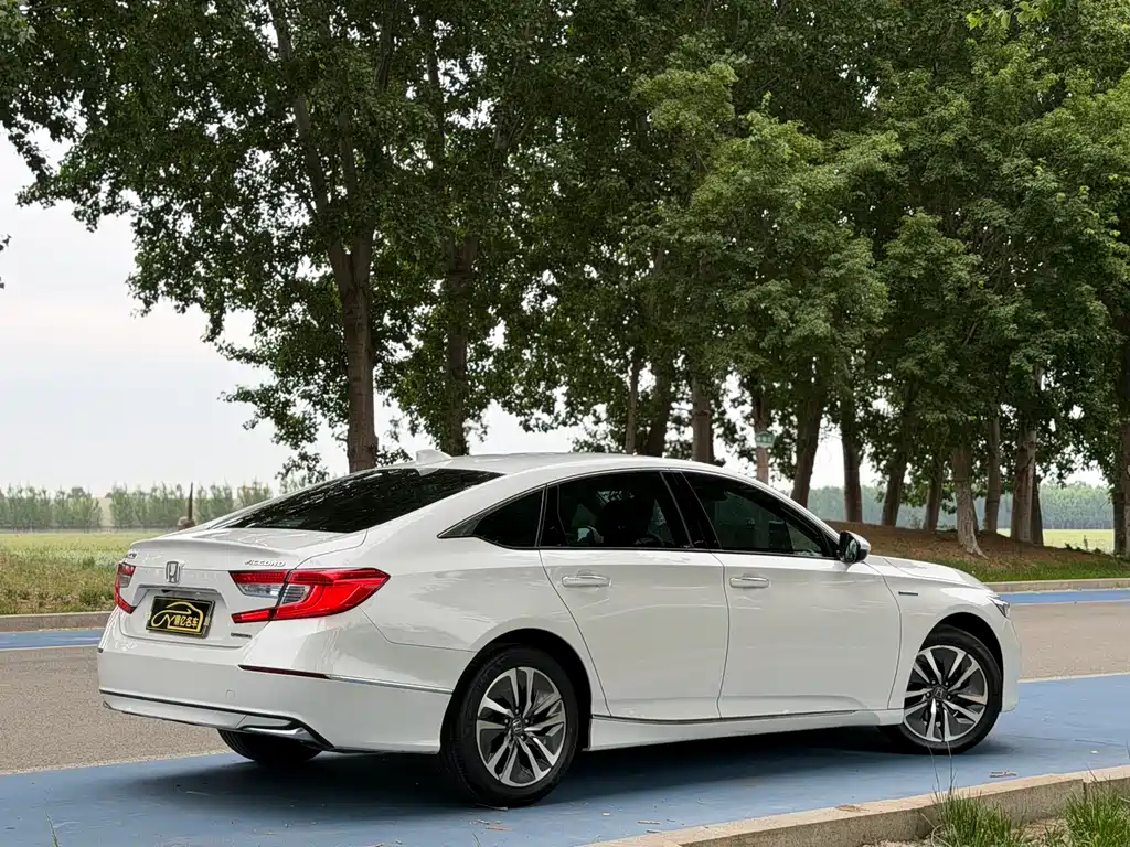 Accord Sharp· Hybrid 2.0 L Sharp Leading CN-VI
