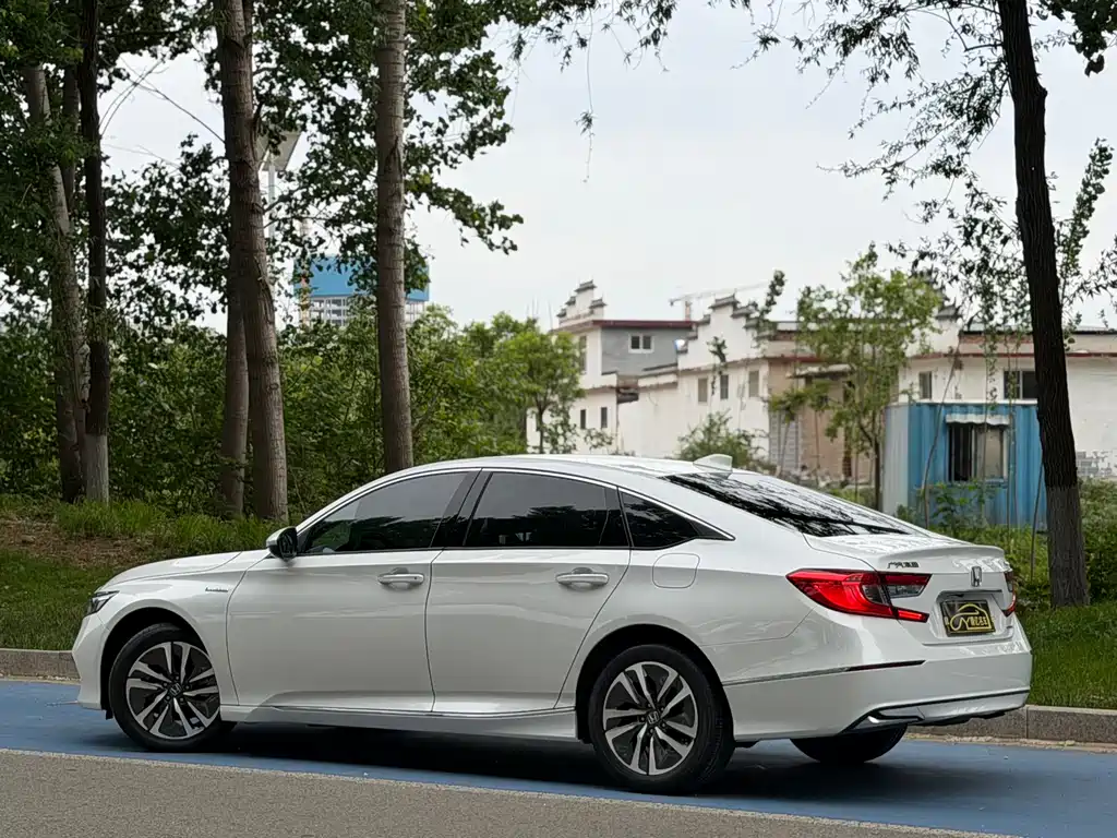 Accord Sharp· Hybrid 2.0 L Sharp Leading CN-VI