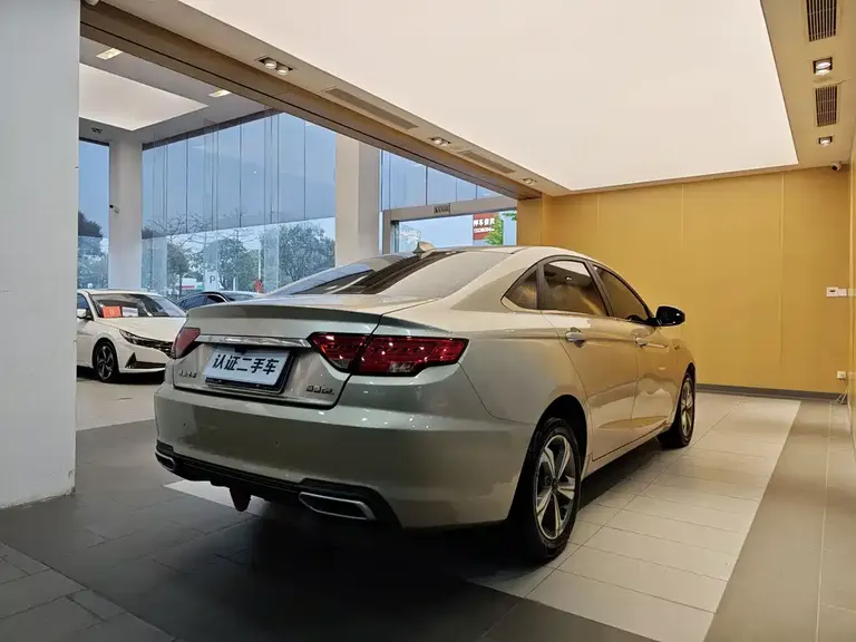 Geely Emgrand GL 1.4 T DCT Elite Connected