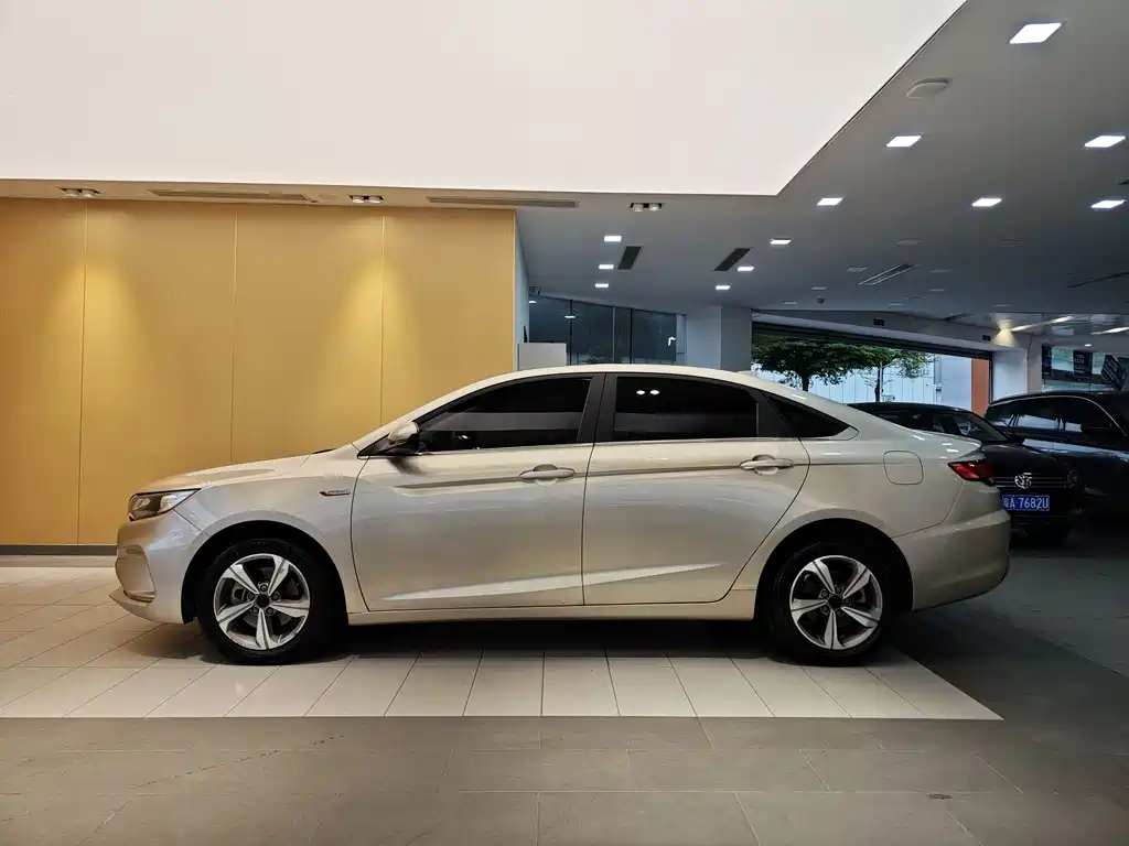 Emgrand GL 1.4 T DCT Elite Connected