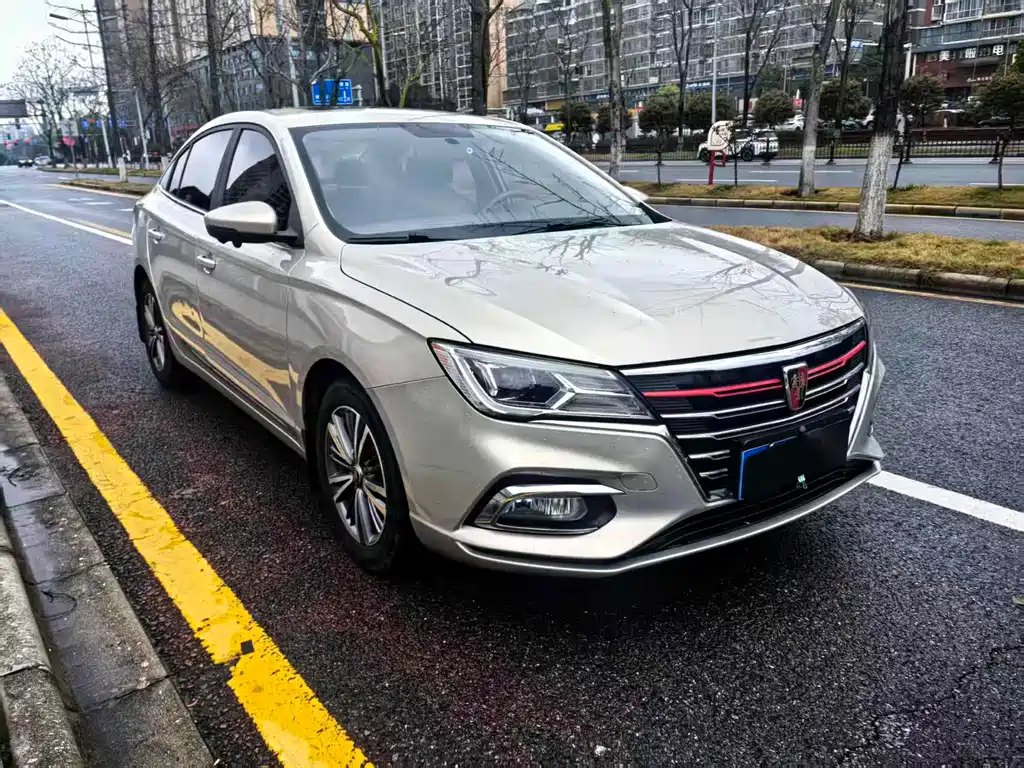 Roewe i5 1.5 L Auto 4 G Connected Bright Grand