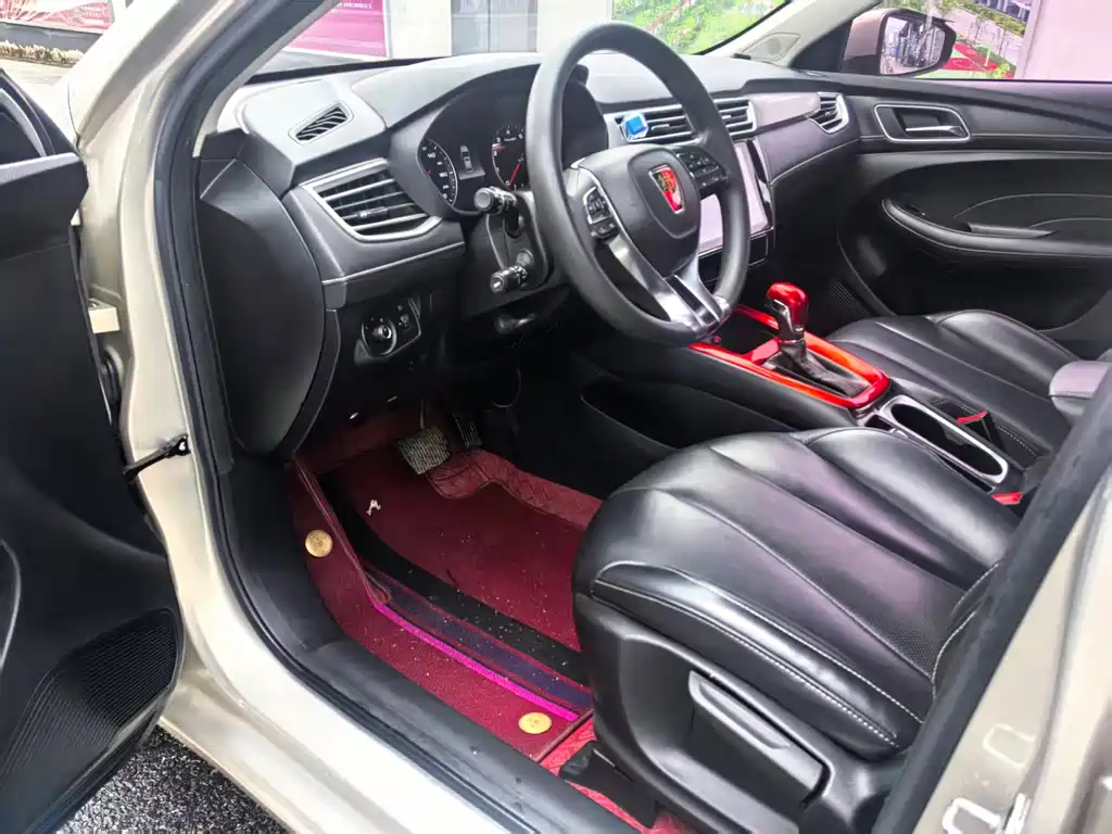 Roewe i5 1.5 L Auto 4 G Connected Bright Grand