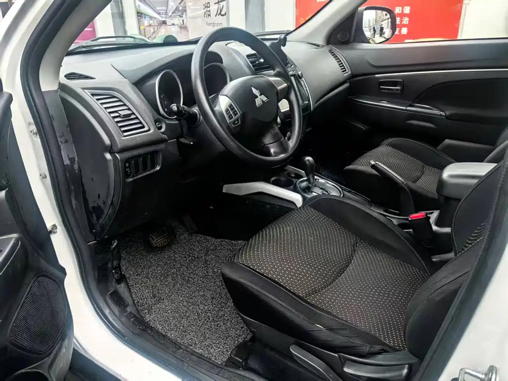 ASX 2.0 L CVT 2 WD Elite