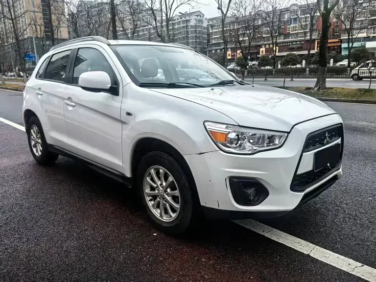 Mitsubishi ASX 2.0 L CVT 2 WD Elite