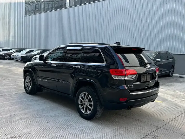Jeep Grand Cherokee (Import) 3.0 TD Diesel Comfort Enjoyment Navigation