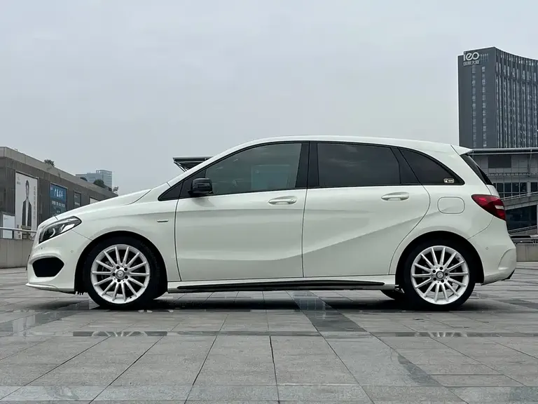 Mercedes-Benz B-Class B 200 Fashion