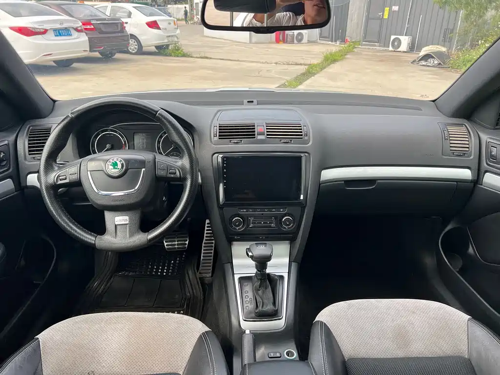 Octavia 明锐 2010款 2.0 TSI RS