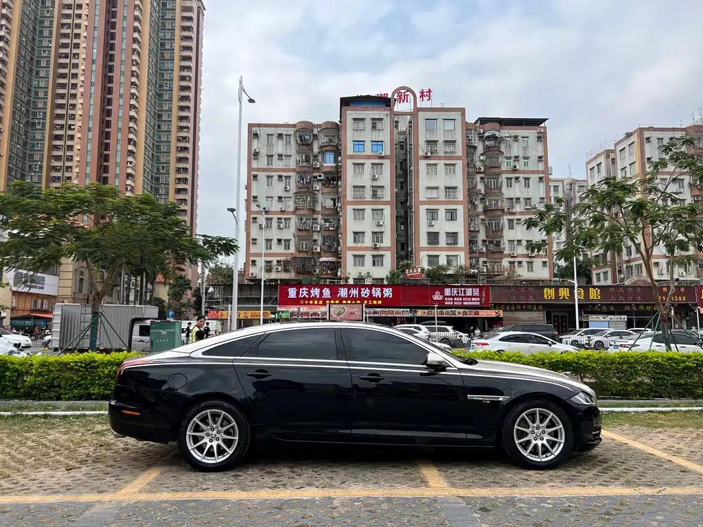 Jaguar XJ XJL 3.0 Panoramic Business