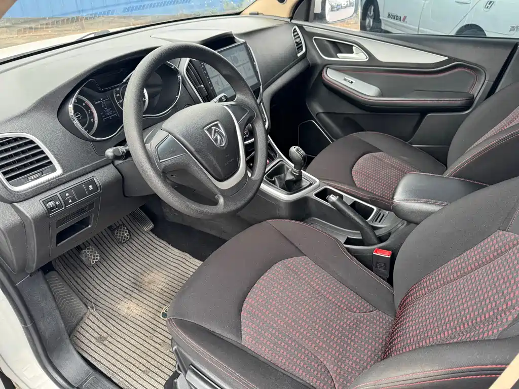 Baojun 560 1.8 L Manual Comfort