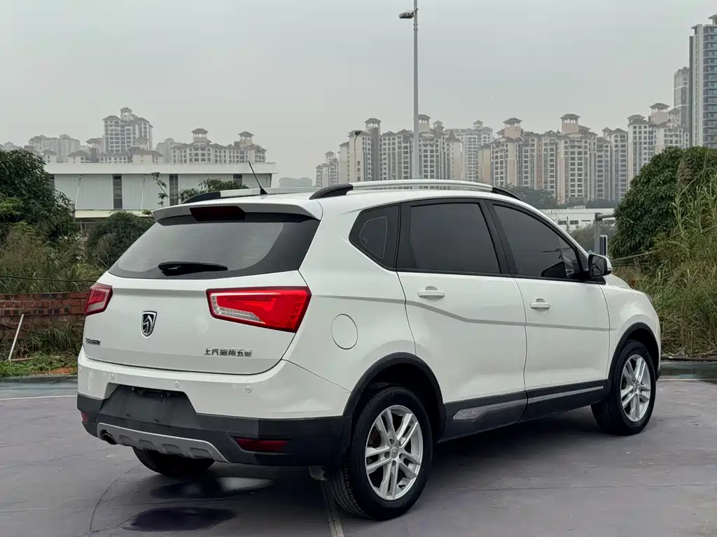 Baojun 560 1.8 L Manual Comfort