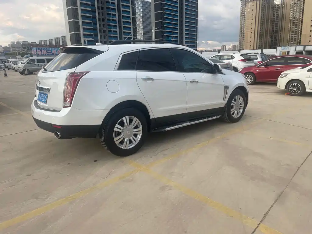 Cadillac SRX 3.0 L Luxury