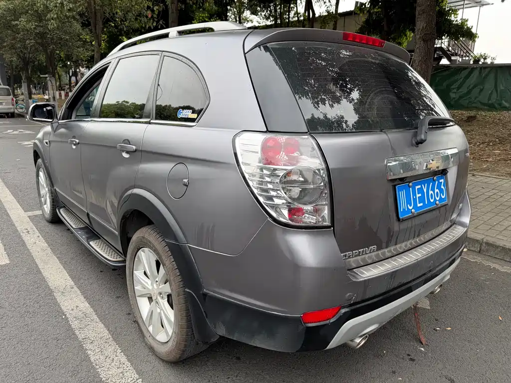 Captiva 2.4 L 4 WD Flagship 7-seat