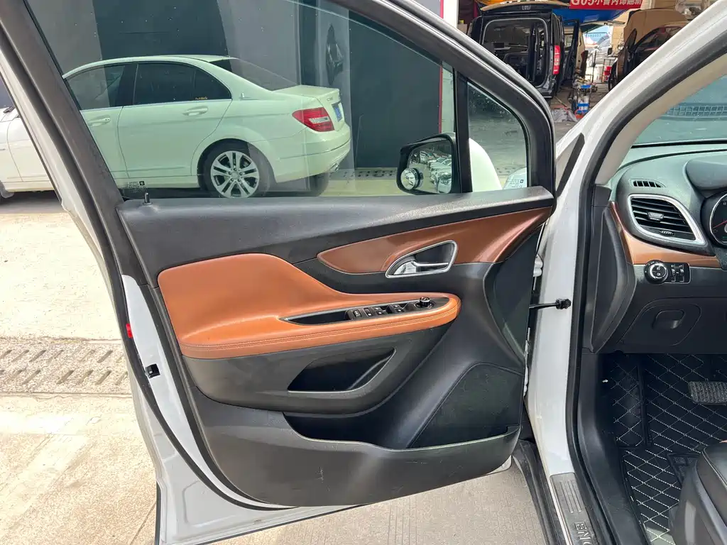 Encore 1.4 T Auto 2 WD Leading