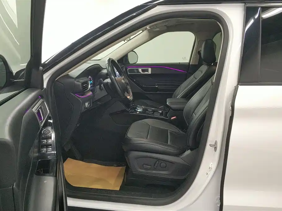 Explorer EcoBoost 285 RWD Style 7-seat