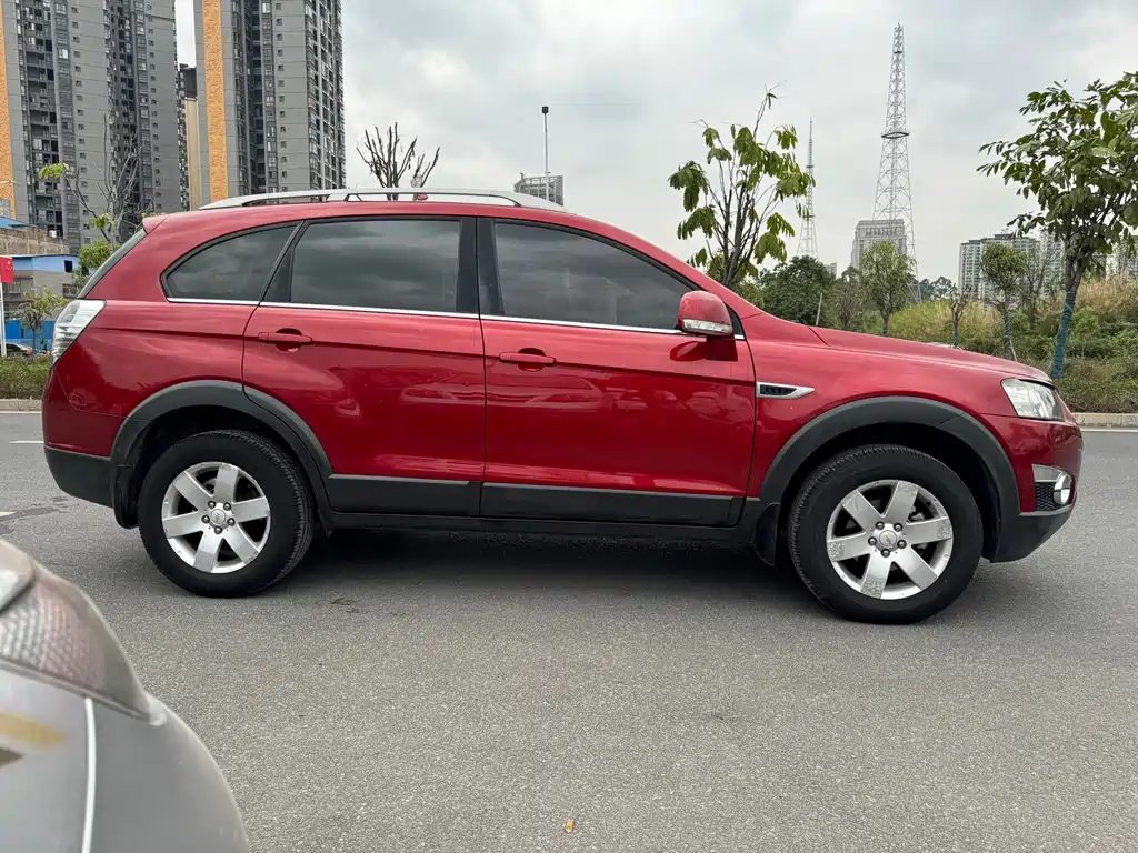 Captiva 2.4 L 2 WD City 7-seat