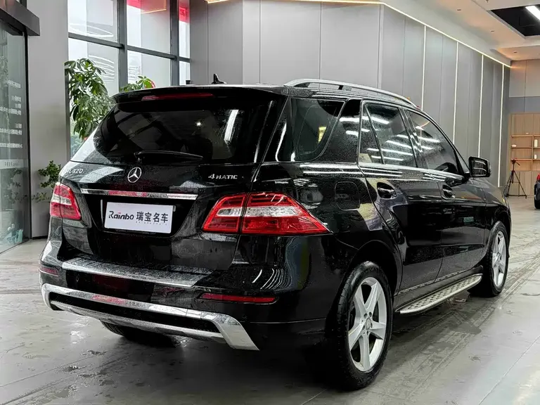 Mercedes-Benz M-Class ML 320 4 MATIC