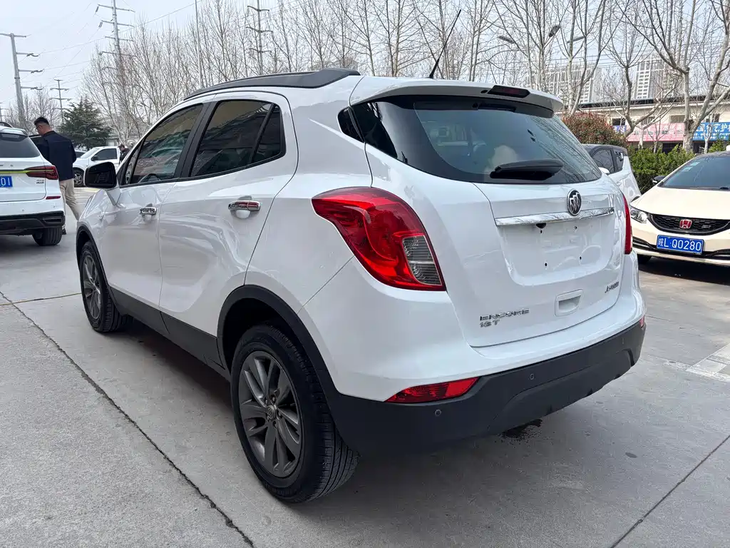 Encore 18 T Auto 2 WD Urban Fashion