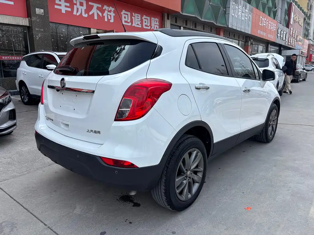 Encore 18 T Auto 2 WD Urban Fashion